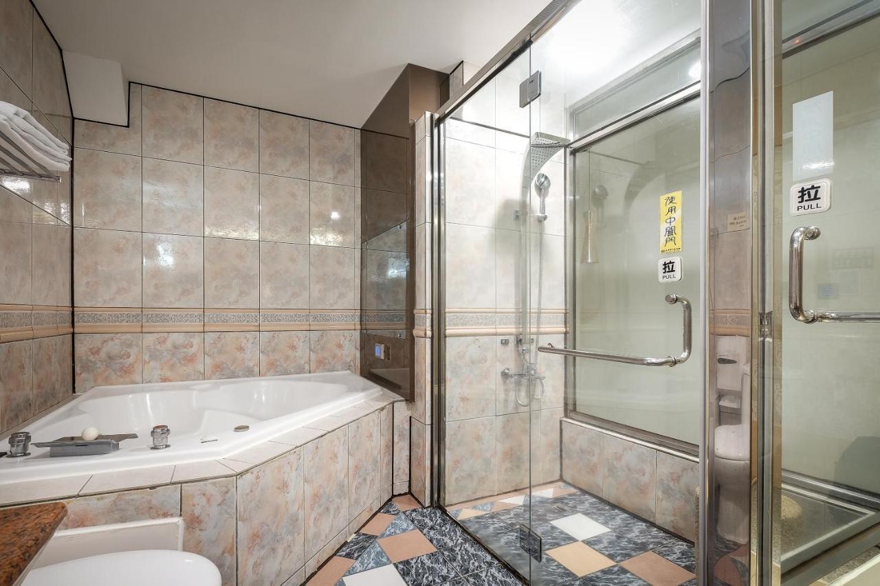 Chamotel - Lujhou Taipei Eksteriør billede