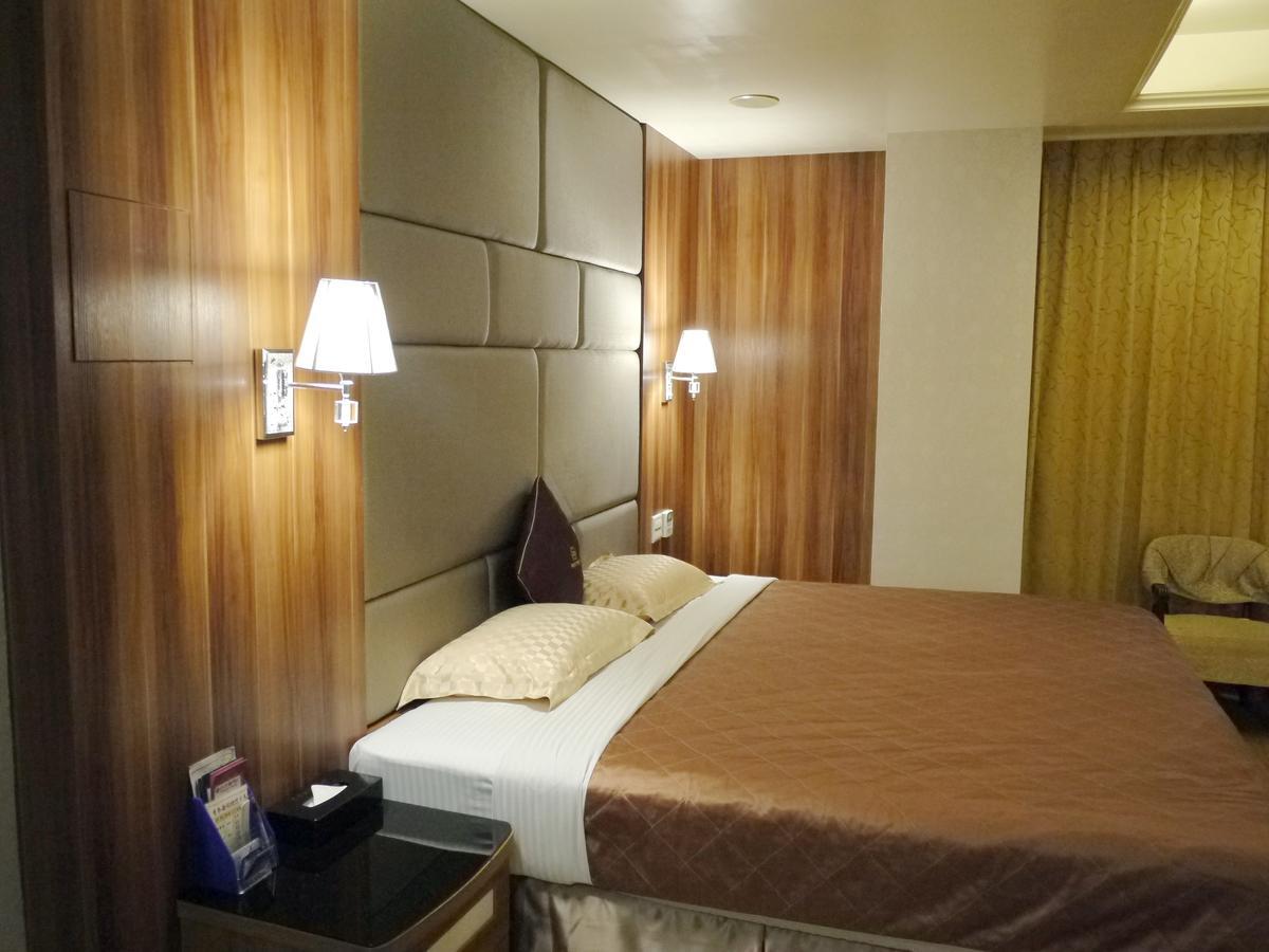 Chamotel - Lujhou Taipei Eksteriør billede